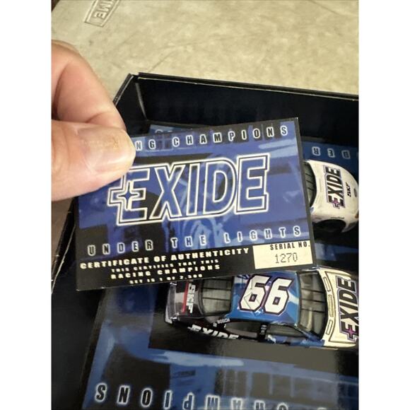 RACING CHAMPIONS FIRST PRODUCTION RUN 1/64 UNDER THE LIGHTS EXIDE CARS #99 - Picture 4 of 8